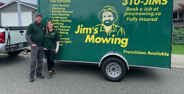 Steve and Gillian Campbell our Jim’s Mowing franchisee in Nanaimo, South Parksville and Nanoose in front of trailer Steve and Gillian Campbell our Jim’s Mowing franchisee in Nanaimo, South Parksville and Nanoose in front of trailer