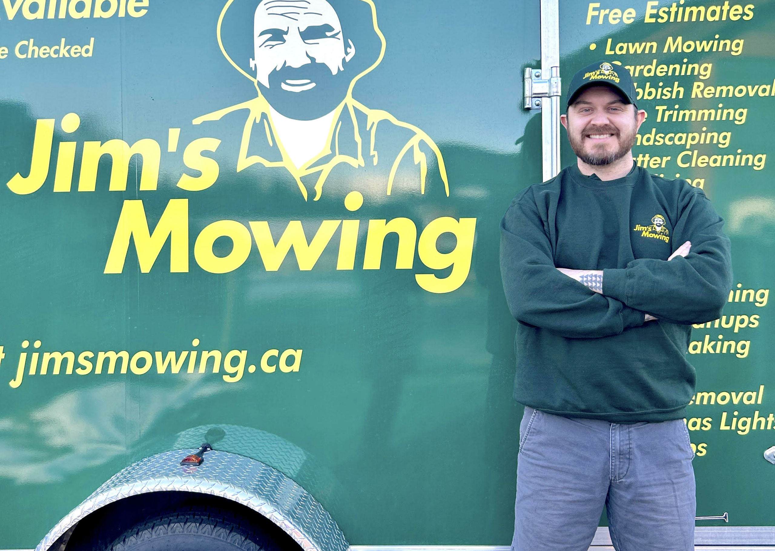 Jon Wall our Jim’s Mowing franchisee in Nanaimo in front of trailer Jon Wall our Jim’s Mowing franchisee in Nanaimo in front of trailer