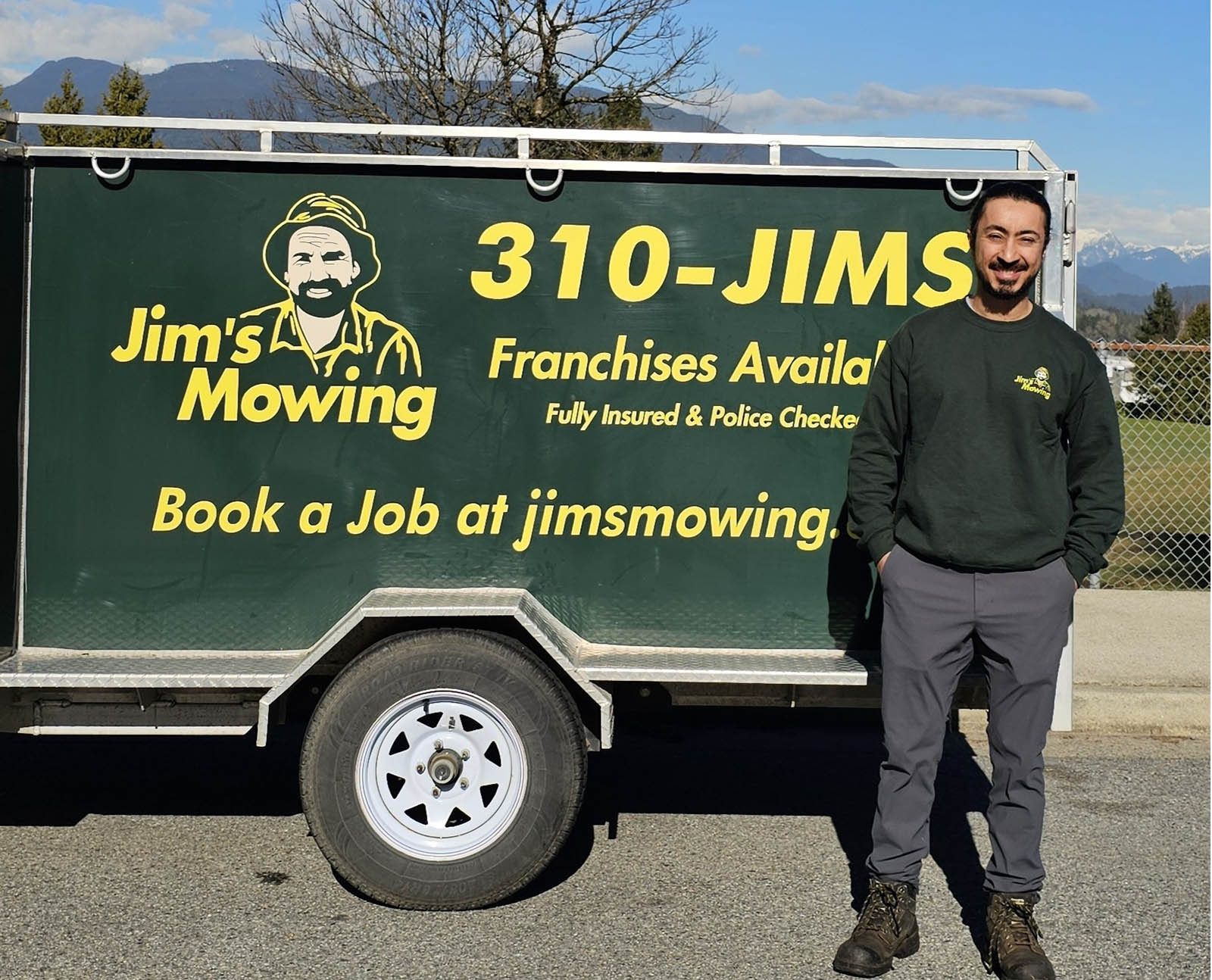 reza-najmi-infront-trailer3