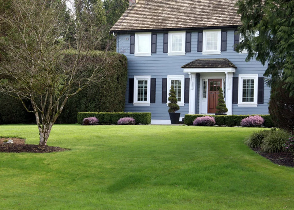 Lawn Maintenance Service Canada Lawn Maintenance Service Canada